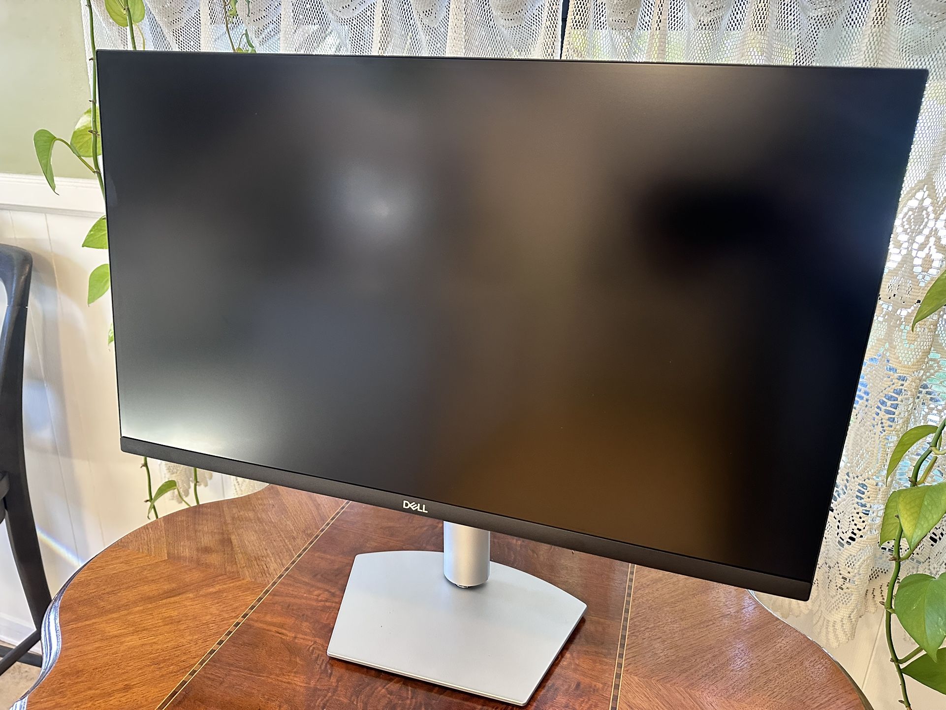 Dell 27” Monitor