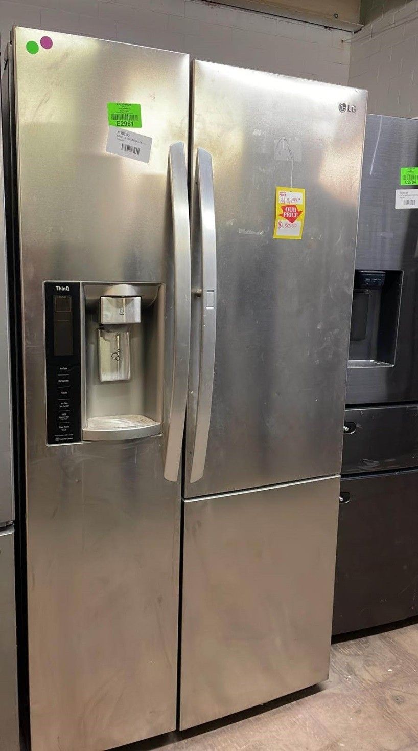 LG LSXS26366S 26 cu. ft. DoorinDoor Refrigerator for Sale in
