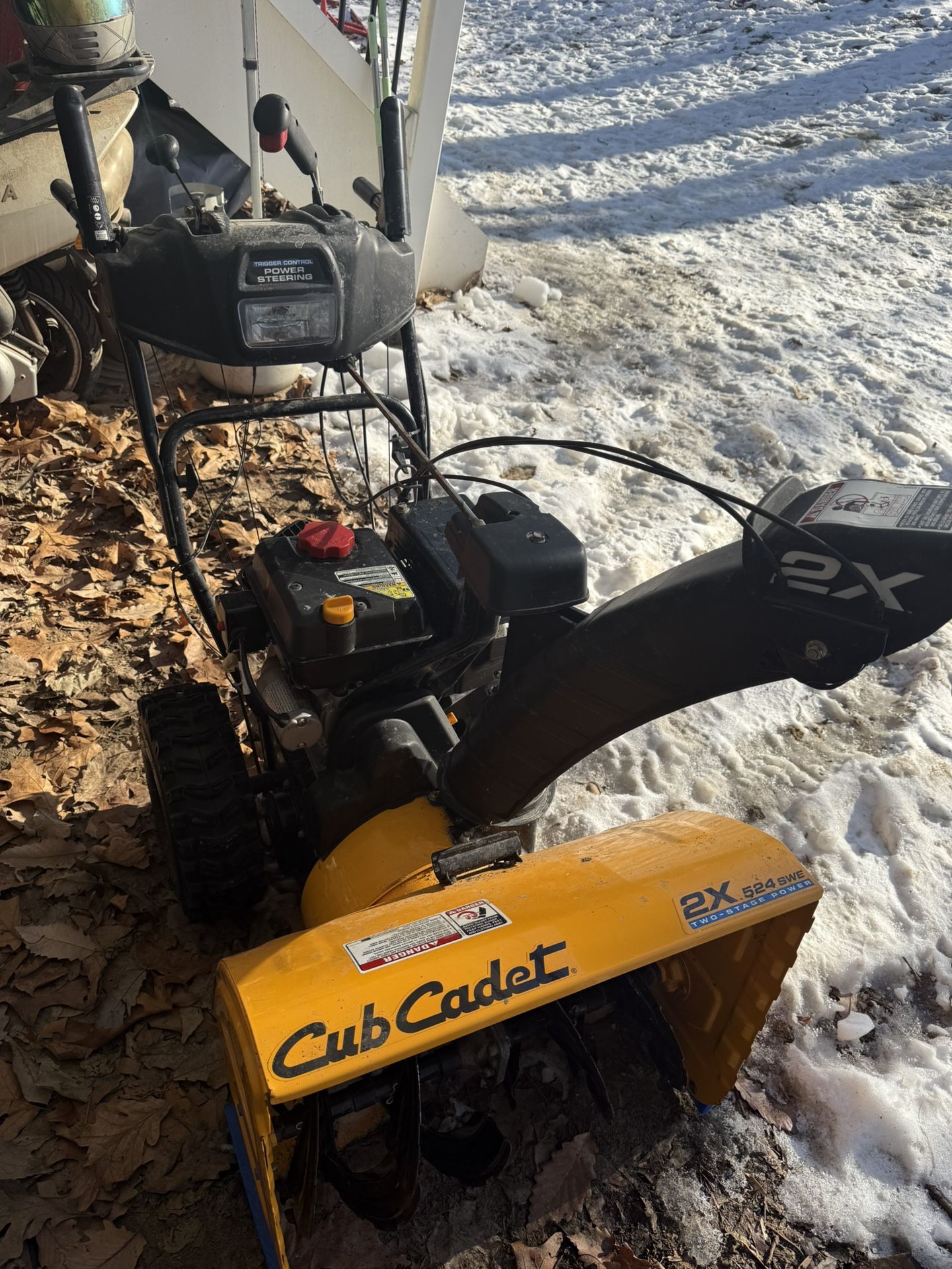 Cub Cadet Snow Thrower 2x 524 SWE