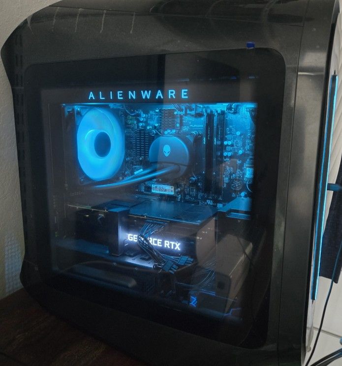 Aurora ryzen R14 7 5800x, 16gb ram, 1 tb ssd