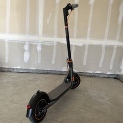 Ninebot F40 Electric Scooter 