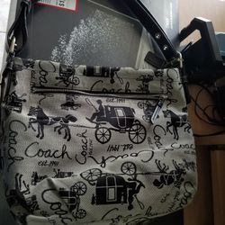 Vintage Authentic black Coach medium size purse