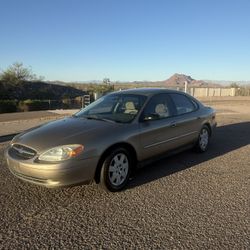 2002 Ford Taurus