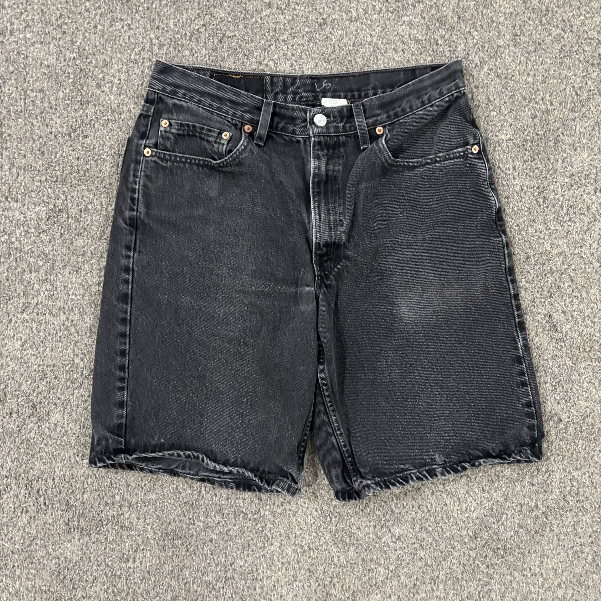 90s black Levi’s jorts Men’s size 34