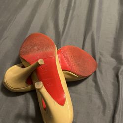 Louis Vuitton Mary Jane Pump