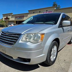 2008 Chrysler Town And Country