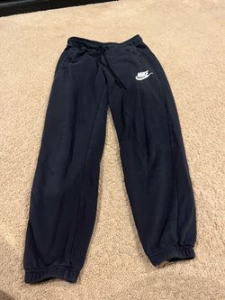 Nike women’s black jogger sweatpants size S