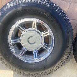 H2 Hummer tires and rims eight lugs