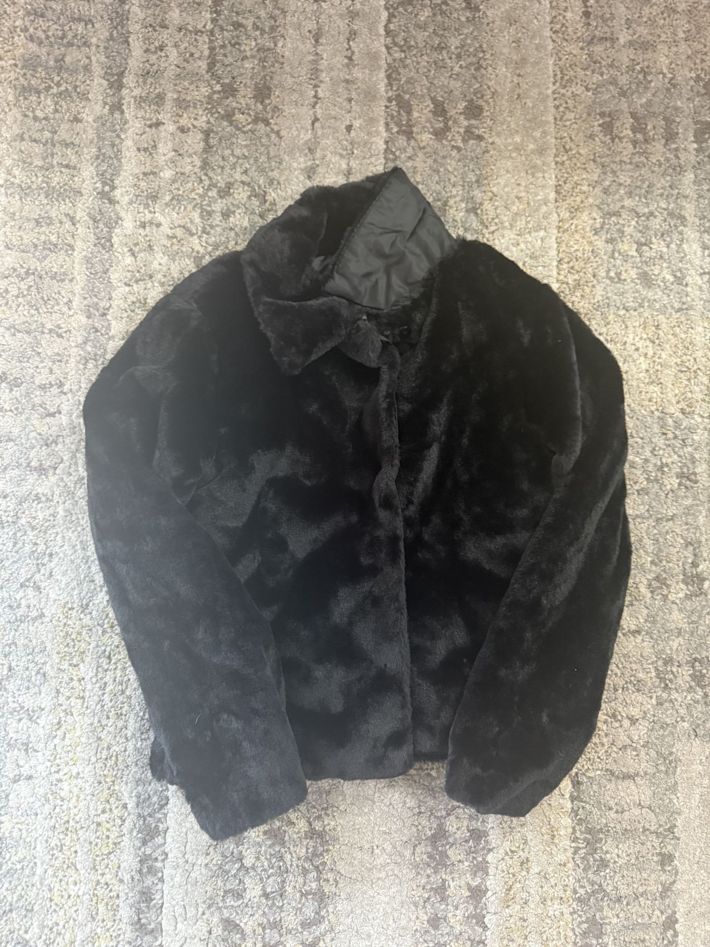 Girls Faux Fur Black jacket size L (New)