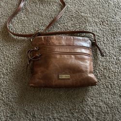 Valanchi Leather Envelope Cross Body