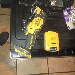 DeWalt Atomic Cordless Oscillating Multi Tool