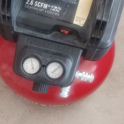 Porter-Cable 6 Gallon Pancake Compressor. Works Great