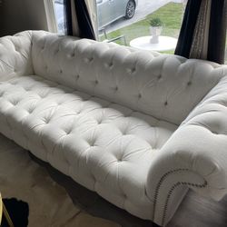 Linen Tufted Sofa 