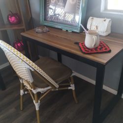 Office Furniture Or Kids Furniture 