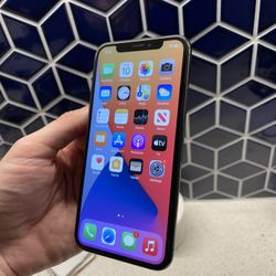 Apple iPhone X 64GB Unlocked To Any Carrier! Like New!