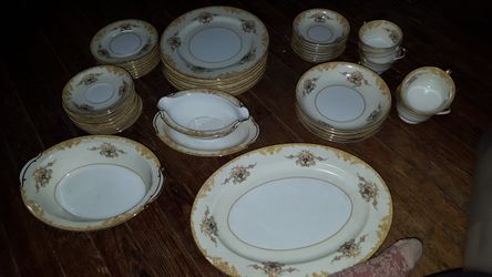 Vintage NORITAKE SET OF DISHES