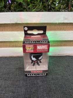 Funko ! Marvel Collectors Corps Exclusive Venom Pocket Pop ! Key Chain 