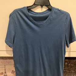 Kenneth Cole Men’s V-Crew Neck Shirt – Blue – Size M