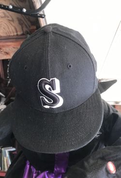 New era hat/ 7 1/4 size / S hat/ Seattle Mariners logo/