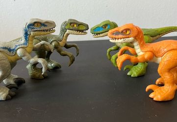 Vintage Jurassic Park Velociraptor Dinosaur Dino Plastic Toy Dinosaurs