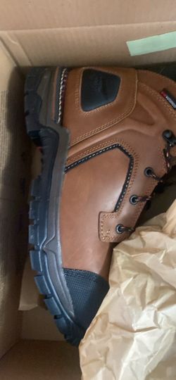 Steel toe shoes