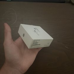 Apple AirPod 4 ANC