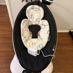 Mamaroo Baby Swing