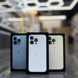 iPhone 13 Pro Max (Unlocked) (Take It Home In Payment/ llévatelo a casa en pagos) 