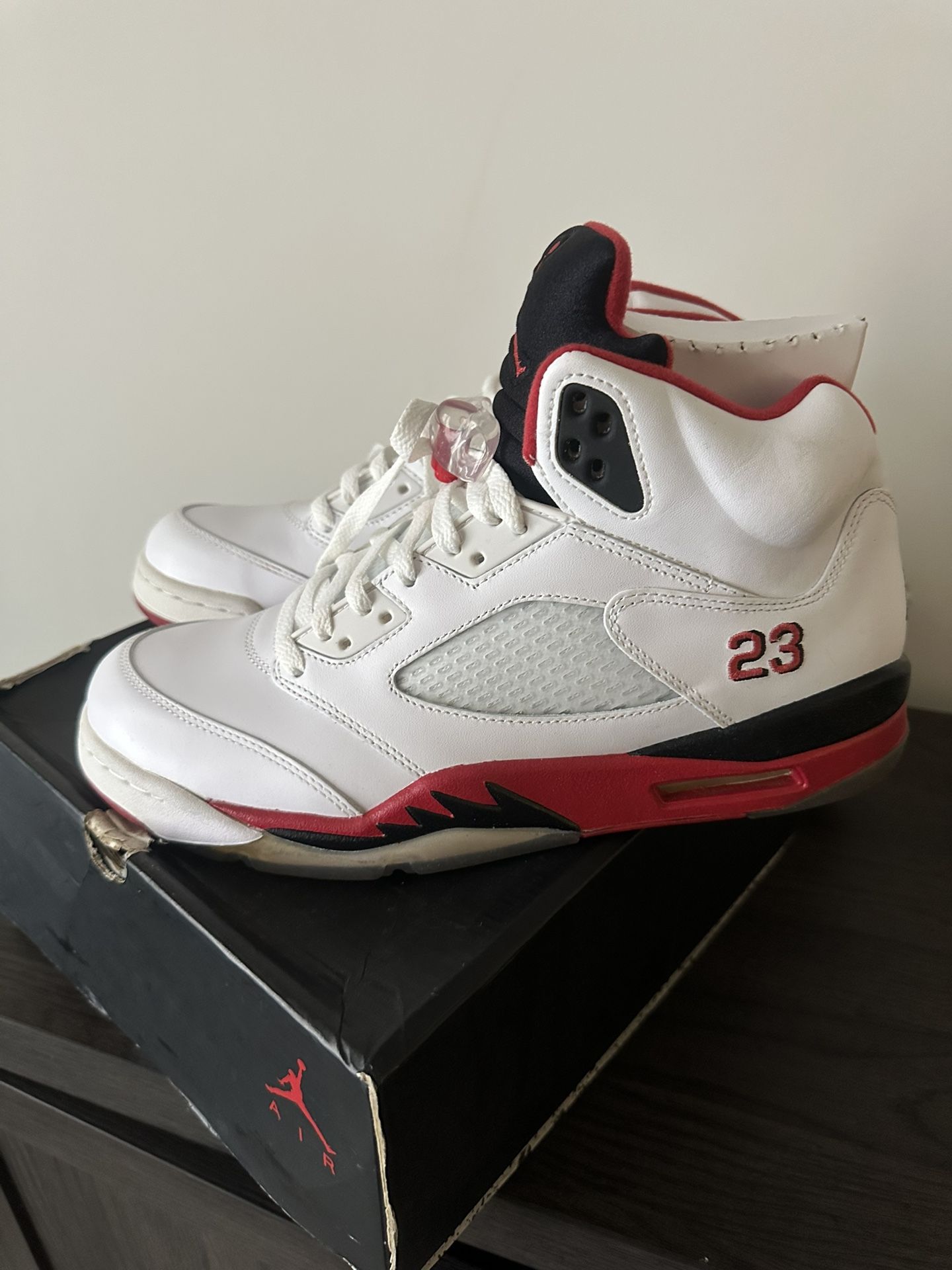 Air Jordan Retro 5