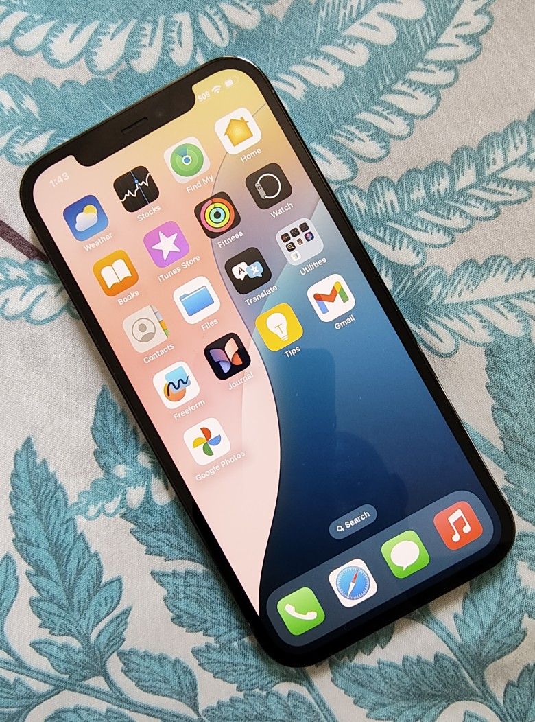 Unlocked iPhone 12 Pro, 128GB Storage. Very Nice And Clean. LIKE NEW.