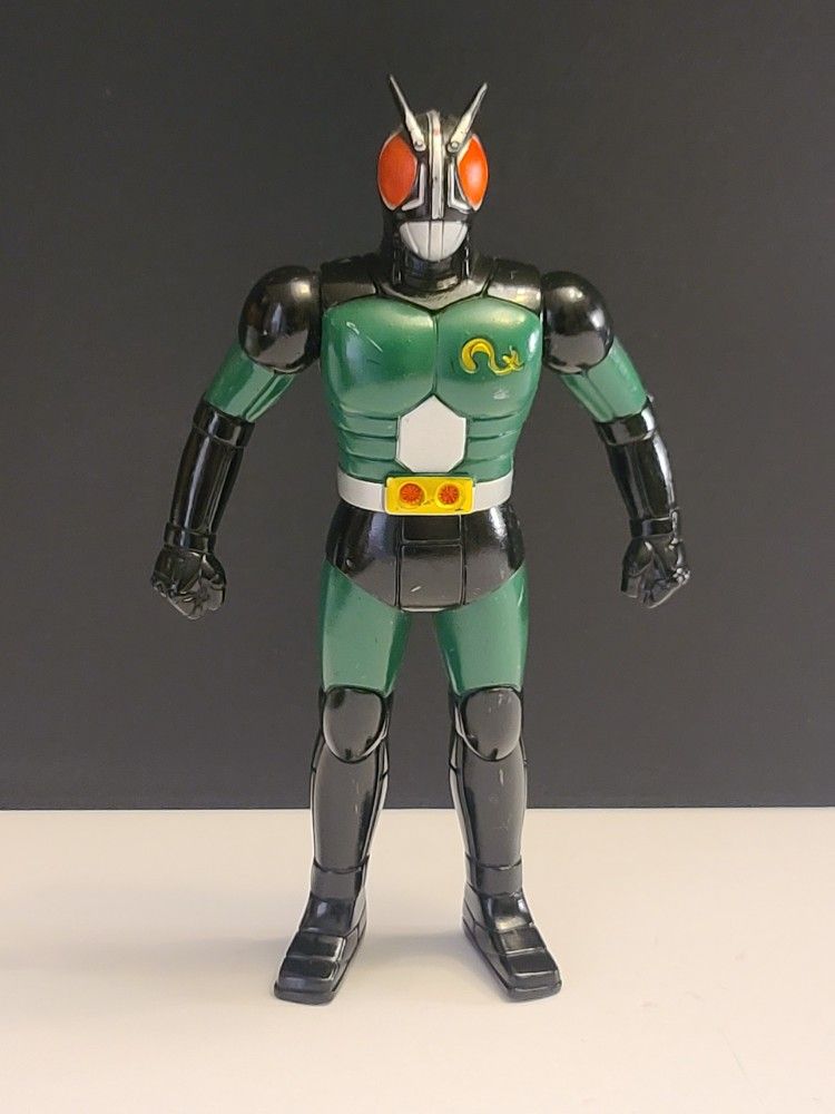 VINTAGE 1988 Bandai KAMEN RIDER BLACK RX Kamen Rider Series Action Figure