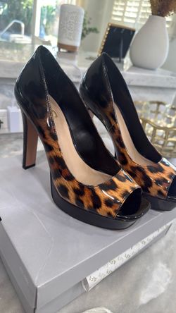 Women high heels black and leopard size 7.5 heels shoes