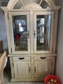 China Glass Cabinet 