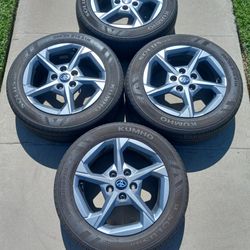 SET OF 16 RIMS AND ALMOST NEW KUMHO TIRES  CAME OFF TOYOTA CAMRY 5X4.5 SAME AS 5X114.3 BOLT PATTERN 