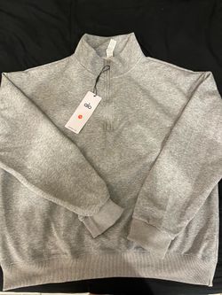 Gray Alo men quarter zip set