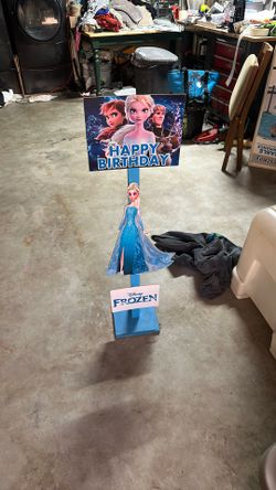 Frozen Birthday Sign 