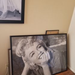 Big Marilyn Monroe Picture