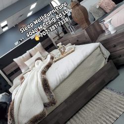 ✨️4pc Queen, King Bedrooms ✨️ Furniture Sectionals, Dining Avail 