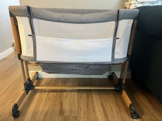 Ezebaby Height Adjustable Baby Bassinet