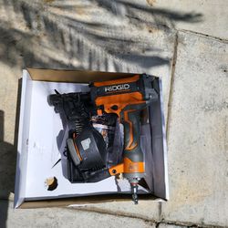 Ridgid Pneumatic 15 Deg. 1-3/4 in. Coil Roofing Nailer(used in good working condition)