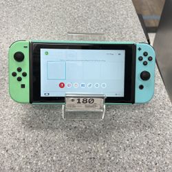 Nintendo Switch With Charger And TV Dock. 