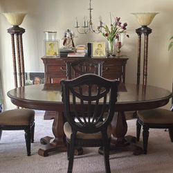 Traditional Wooden 5-Piece Dining Table Set