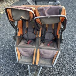 BOB Double Jogging Stroller FREE