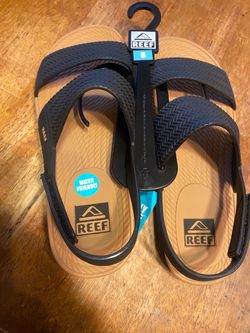 Reef Water Vista Sandals Women’s Size 8 - Brand New