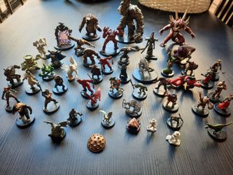 D&D / RPG Miniature Figure Lot (Tabletop RPG Monsters & Heroes)