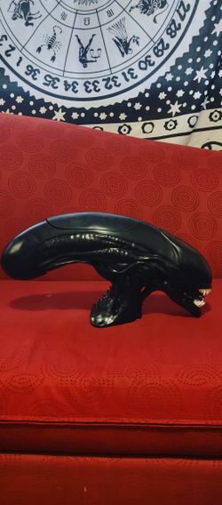 Alien Romulus Popcorn Bucket