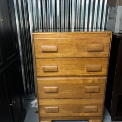 Vintage/ Antique Chest of Drawers & nightstand