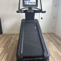 NordicTrac X22i (Elite) Treadmill- New