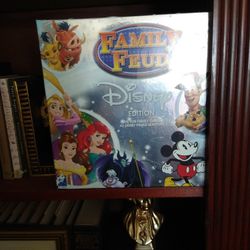 NEW & SEALED DISNEY EDITION FAMILY FEUD