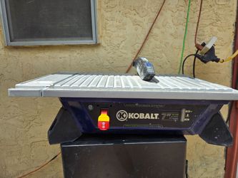 Kobalt tile saw